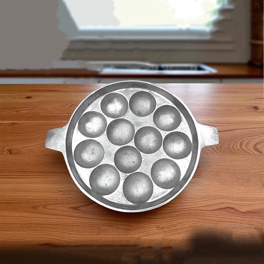 Meenakshi & Meenakshi